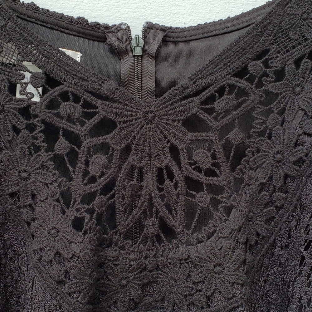 London Times Black Lace Sleeveless Dress - 16 - Picture 5 of 8